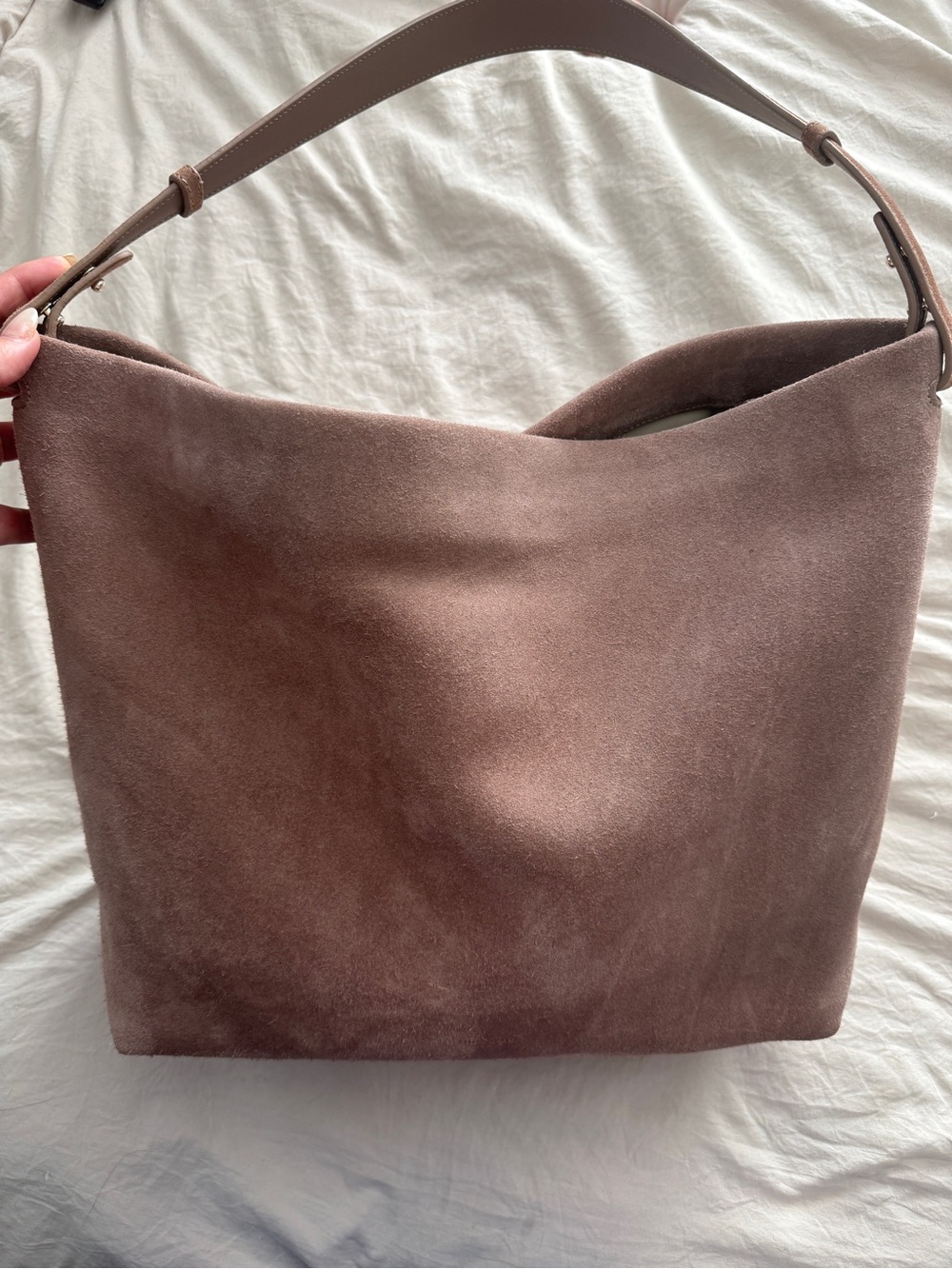 Mina baie full size suede Harlow